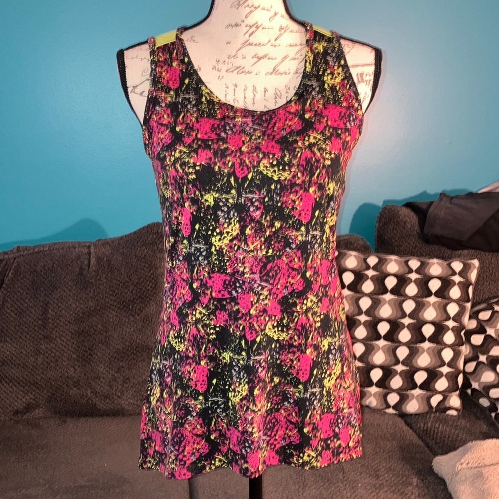 🎉4 for $20 Gaiam Yoga Tank, Medium